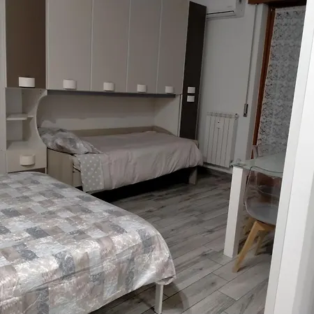 Monolocale Policlinico Gb Rossi Borgo Roma 아파트 베로나
