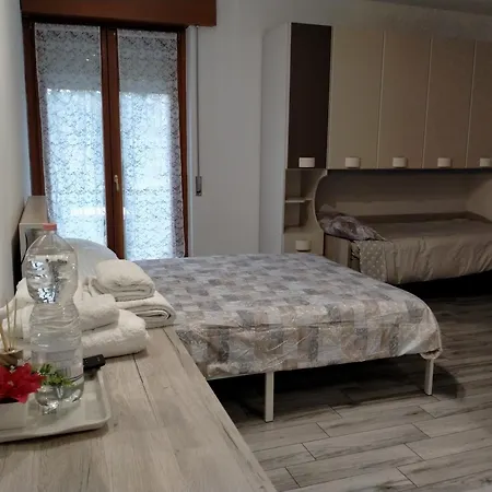 Monolocale Policlinico Gb Rossi Borgo Roma 아파트 베로나